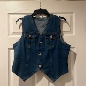 Sleeveless denim vest